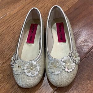 Girls glitter flats